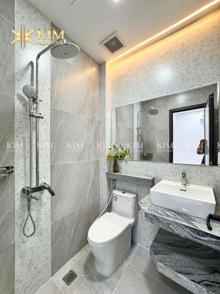 Rent a balcony apartment 30 m2 near Mart Mart tdtu county 7