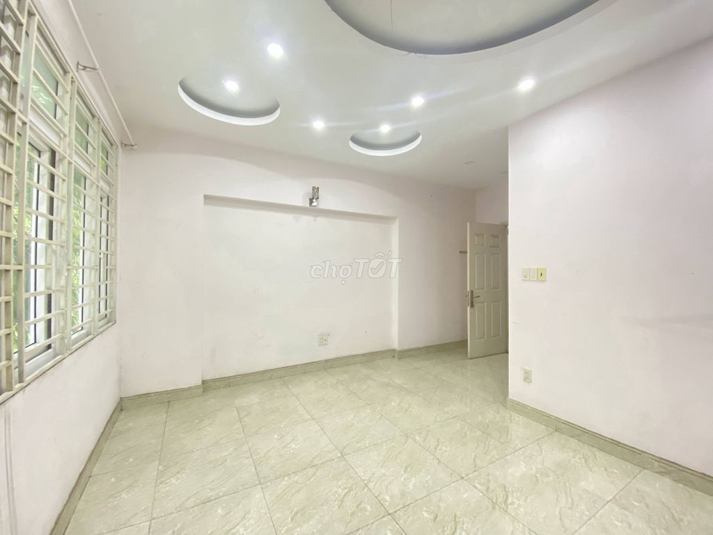 Rent the original house 100 M2 front C Cát Lái