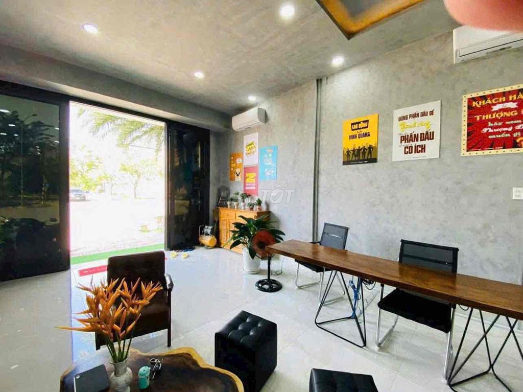 5 x 16m 4th floor 4th street room 30 m Trường Lưu