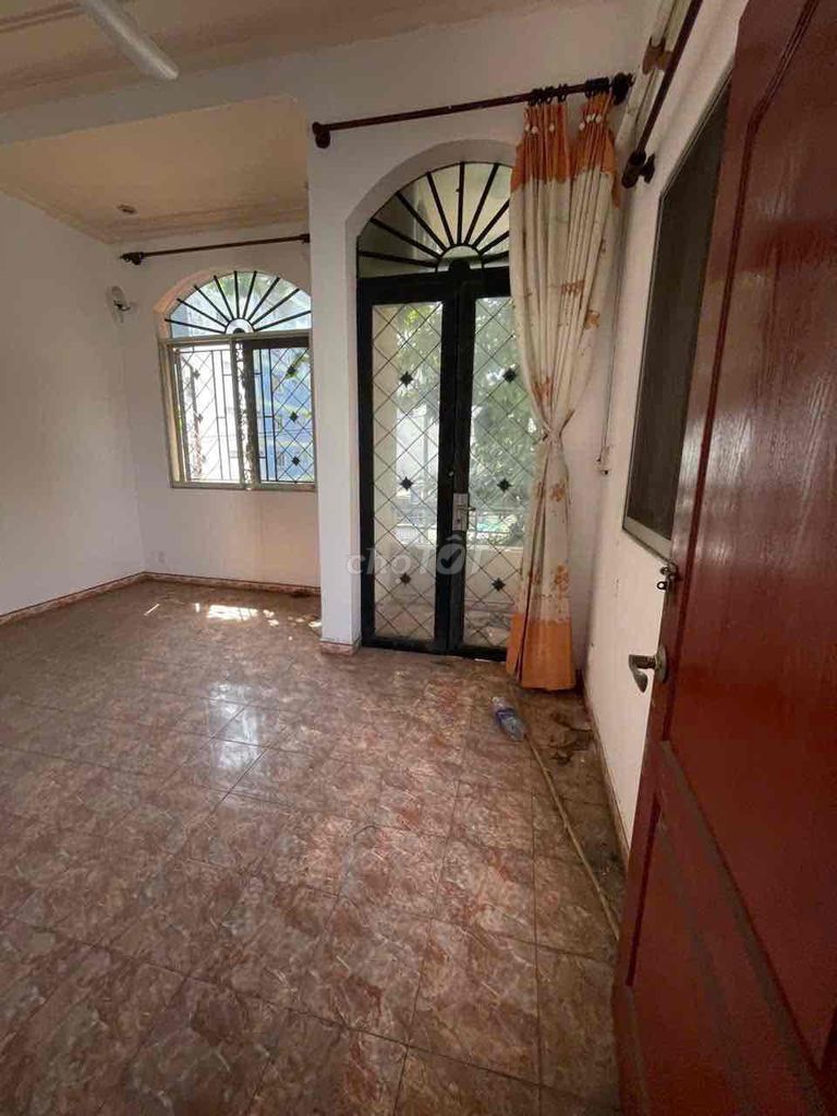 Thống Nhất cash, near Cityland (4 x15 m 3 floors)