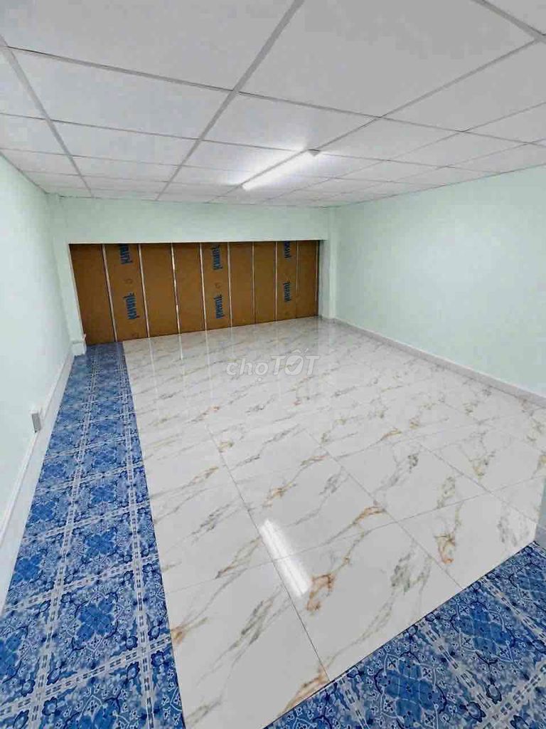 Rent a cheap Lê Văn Khương cash house. 12 100 meters, 6 million a bedroom.