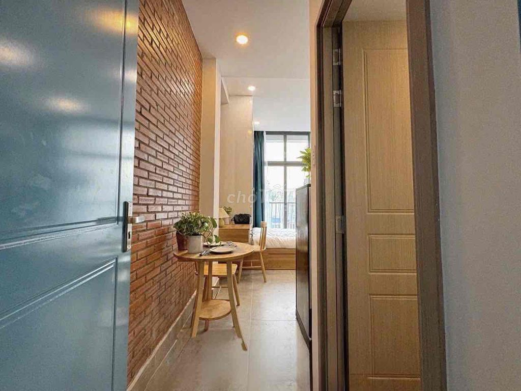 The studio apartment is full of Nguyễn Trãi-Angs.