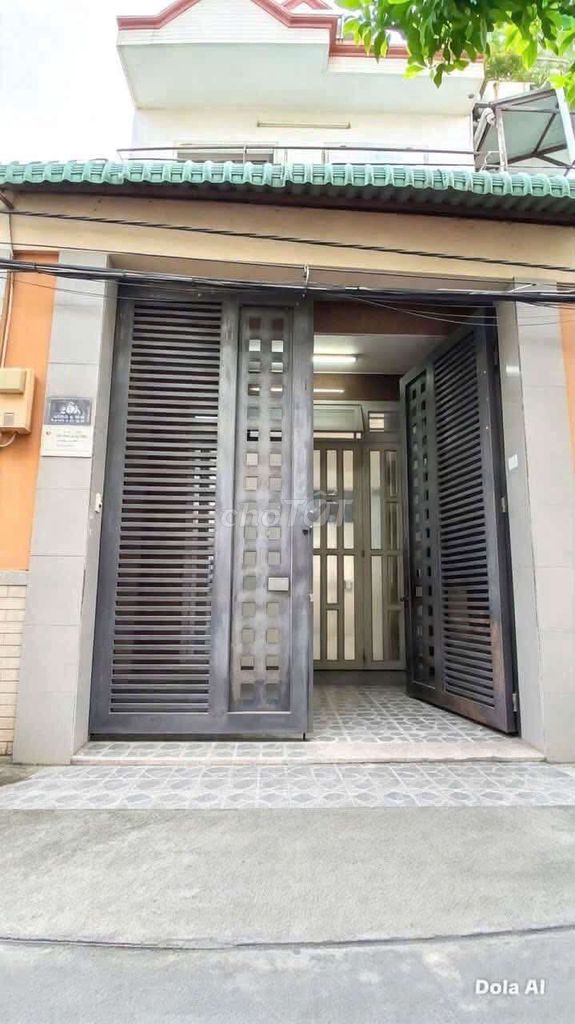 Rent two-story bedrooms. Two toilets, 9 Linh Tây, near the copper range.