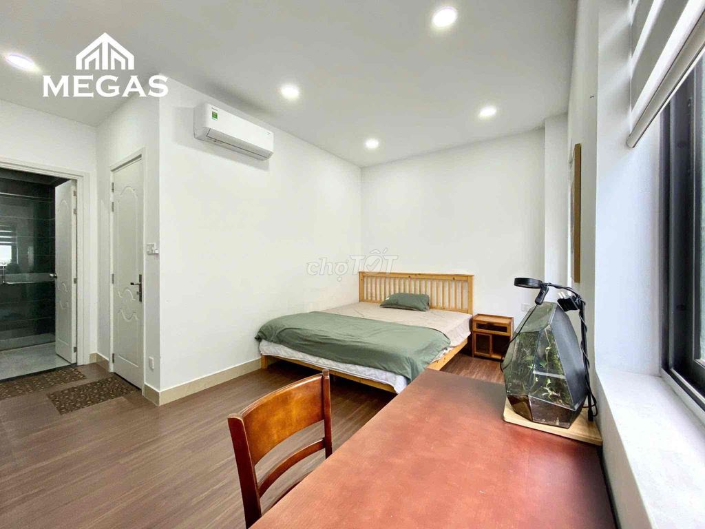 Rent a nice room in LakeView City District 2.