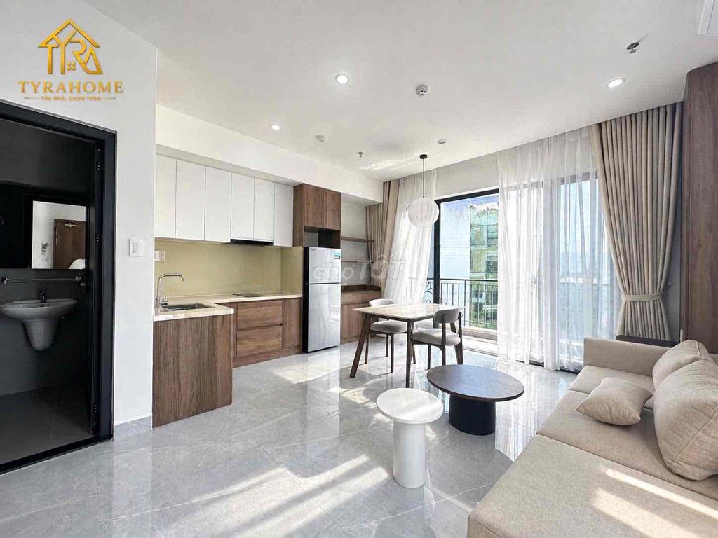 Tân Định senior apartment, District 1-- big balcony, private washing machine, full N