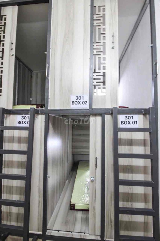 The dorm--Sleepbox 10 is cheap-- the price's only 10/50 dollars per month.