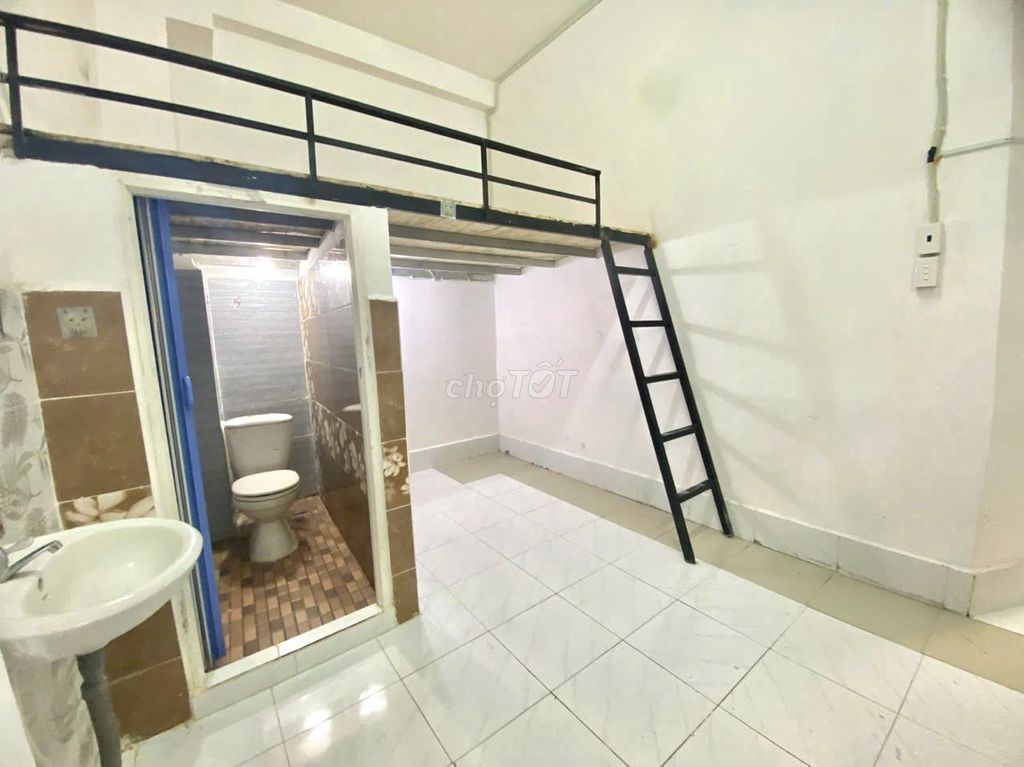 The ground room is full of good housing prices right now