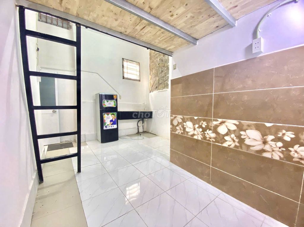 The ground room is full of good housing prices right now