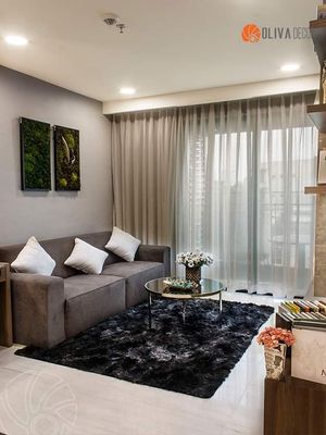 Kingdom 101 .1 .7. A nice one. A two bedroom. Three bedrooms.