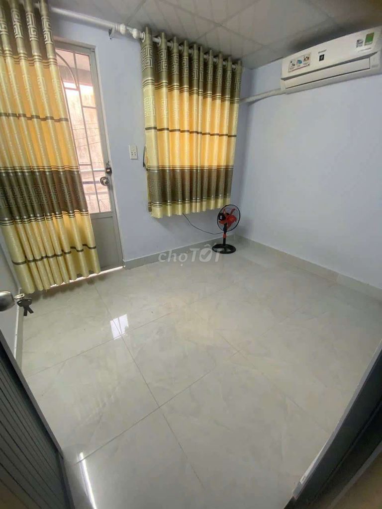 Rent the Nc 862 Lê Đức Thọ. 1 st. 1st floor.