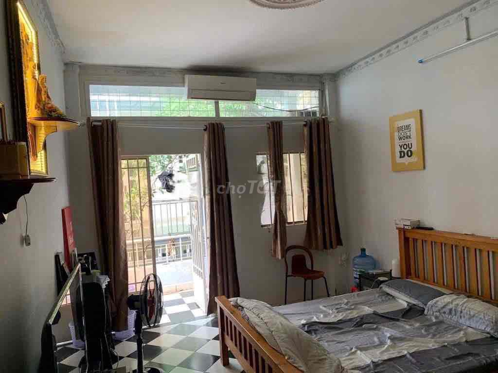Trần Mai Ninh alley. Tân Bình. Two bedrooms. Two bathrooms.