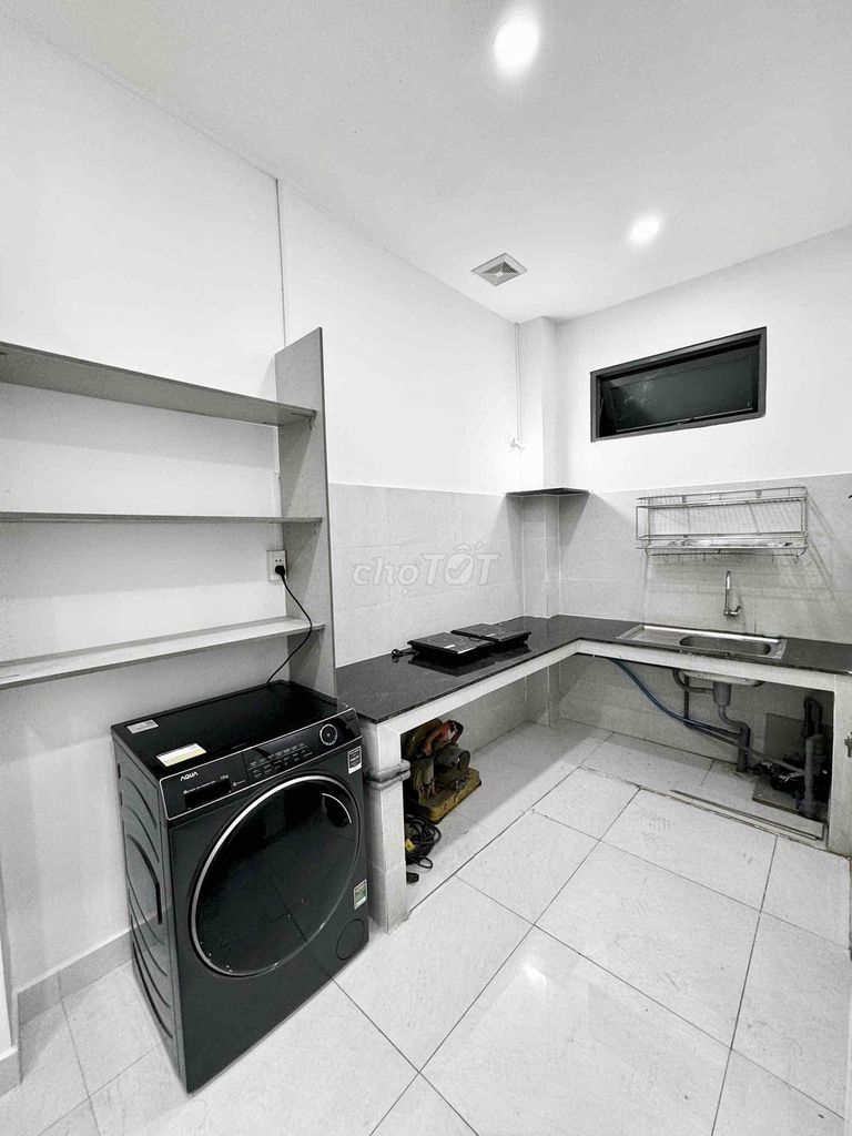 Sleepbox at Âu Dương Lân, District 8-7-7. Only 1 million.1 million.8/6.