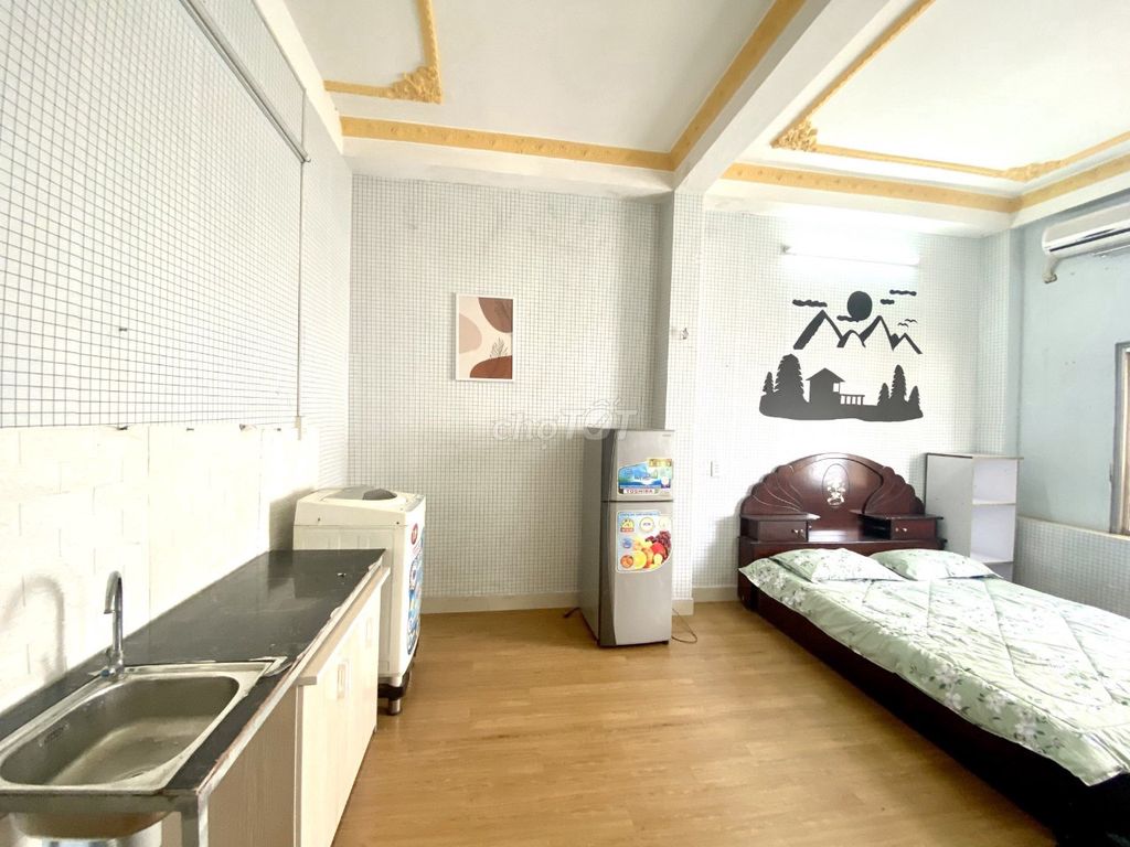 Extensive suite 40 M2 - private washing machine, separate clothes - free two cars.