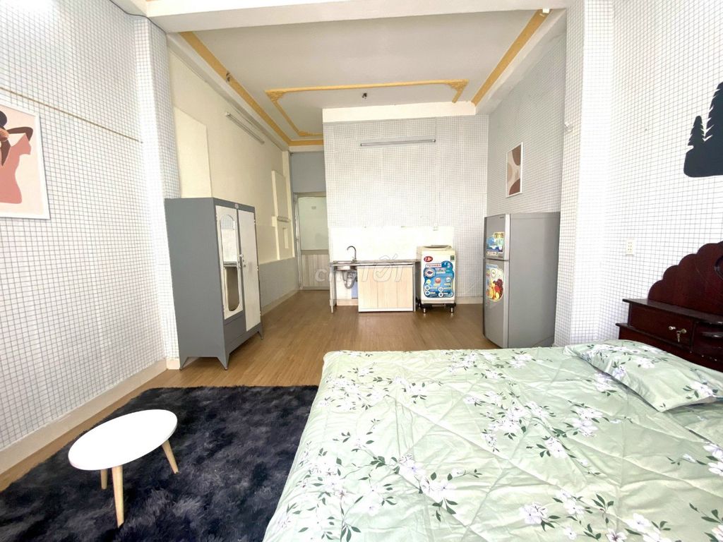 Extensive suite 40 M2 - private washing machine, separate clothes - free two cars.