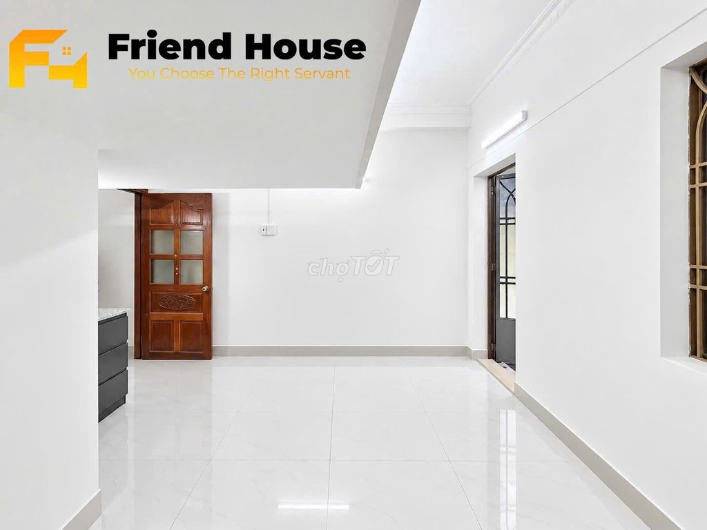 Rent a new building, 100 percent speech close to art.