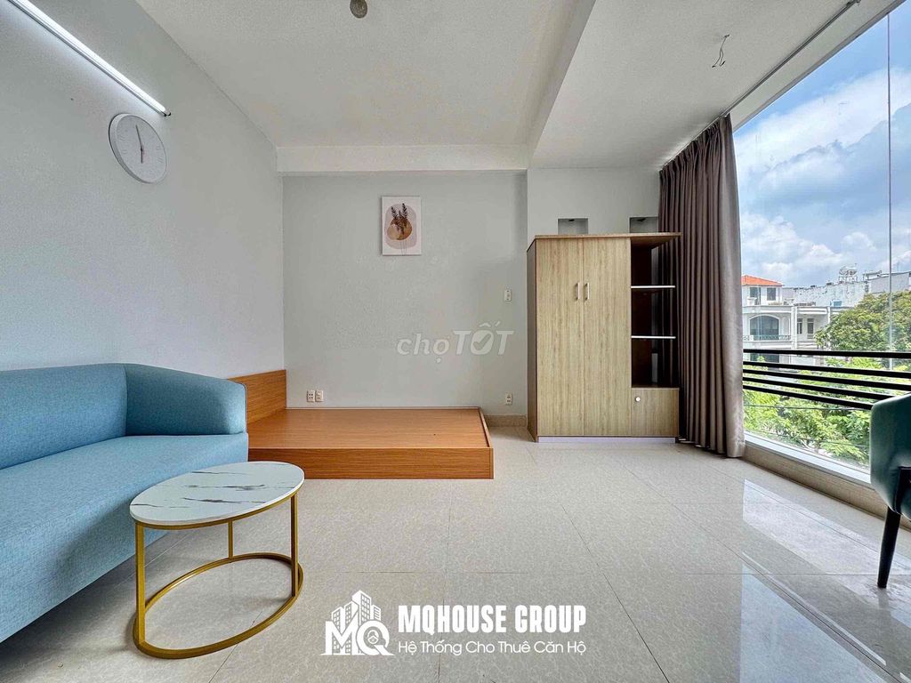 2 cheap bedrooms get electric car bandol sky windows full interior