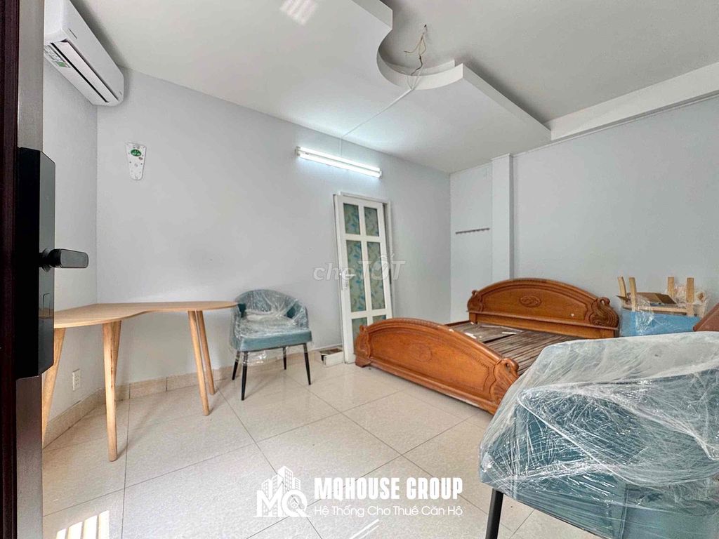 2 cheap bedrooms get electric car bandol sky windows full interior
