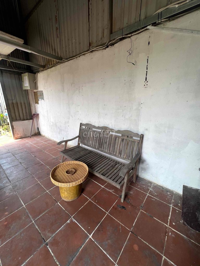 There's a guard house on the side of the wall, on one side of the wall.