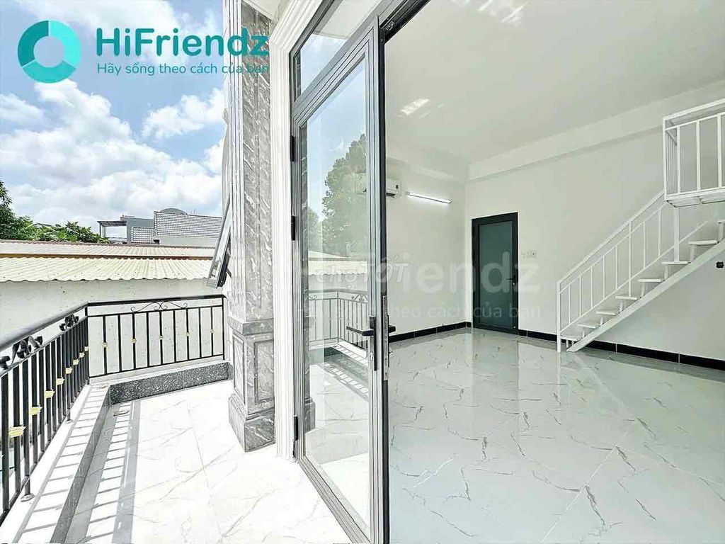 I'm renting 20 new balcony suites.