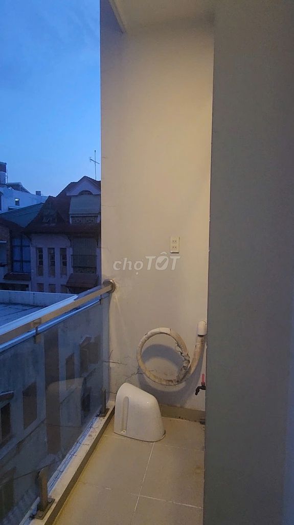 Rent room for District 10