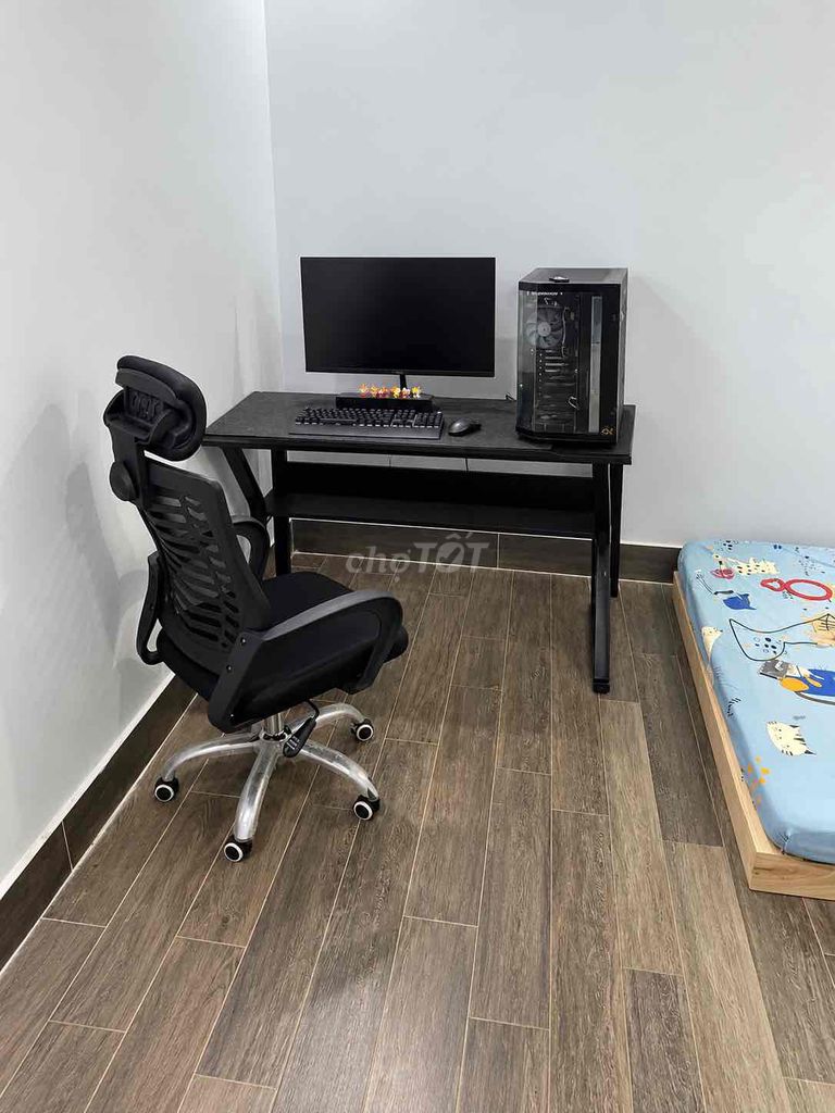 For women's rent, room in the original house.
