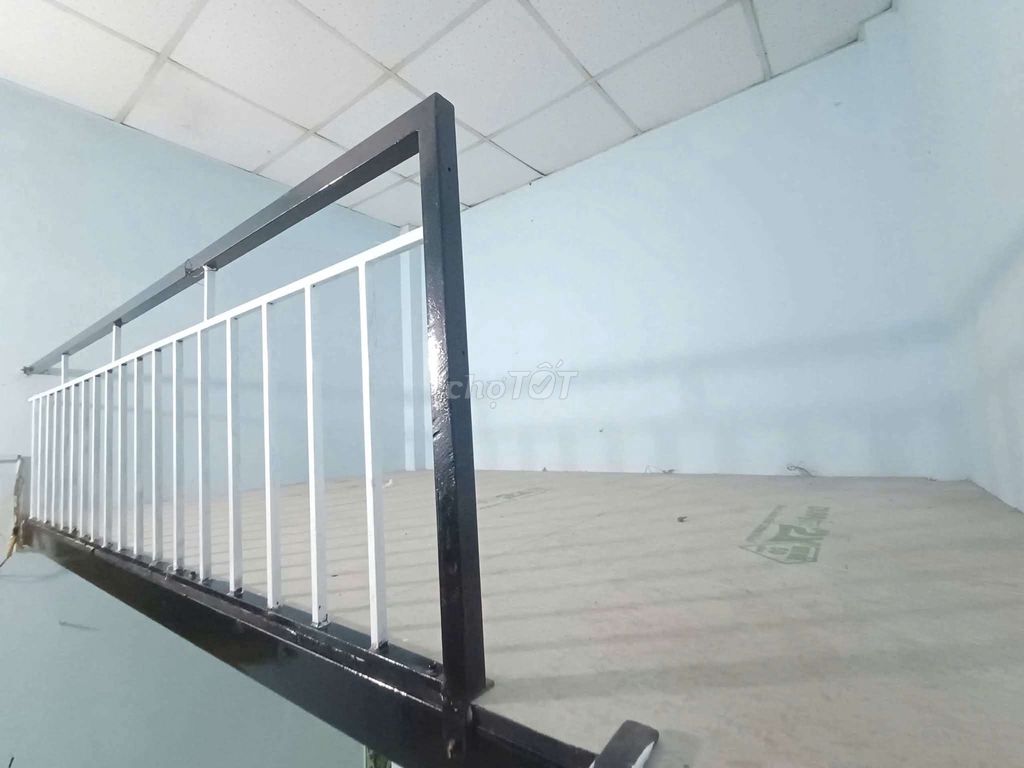 The owner rented a room with a guard-- Long Bình, District 9