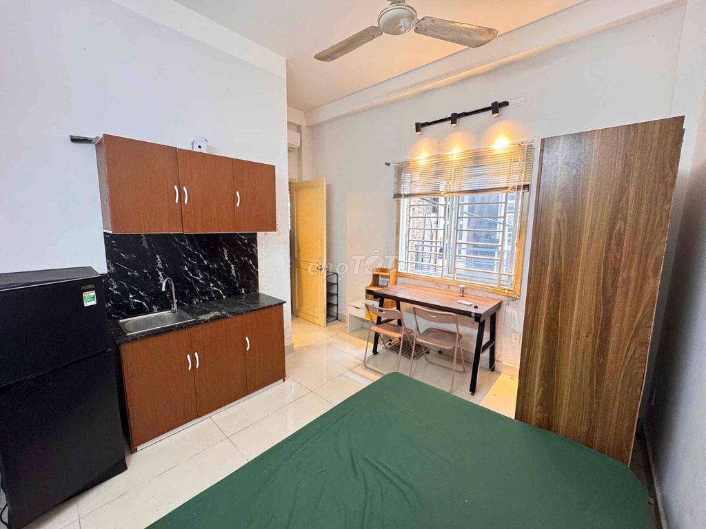 The window studio is clear. Tân Định District 1 Full internal.