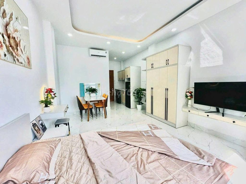 New balcony studio, full interior at the Phan Anh-spot intersection