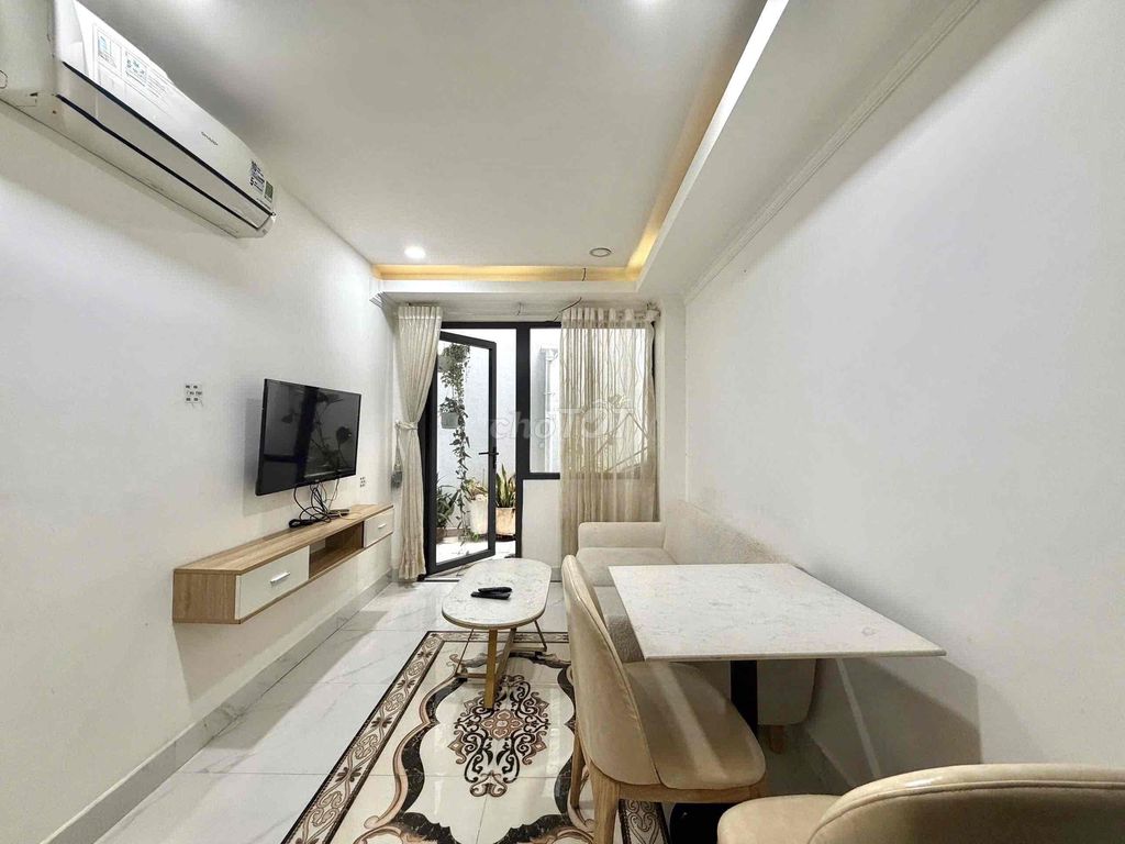 Room one full bedroom, District One.