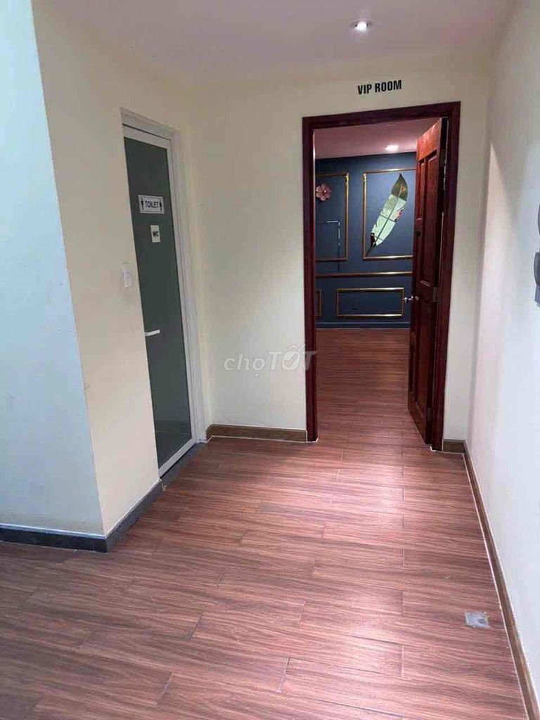 Rent him in the 7th District, 5 x24 M 7 bedroom plus 6 toilets 45 million a month.