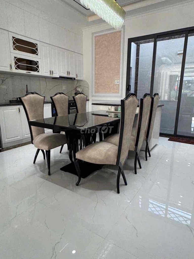 new house full cheap furniture