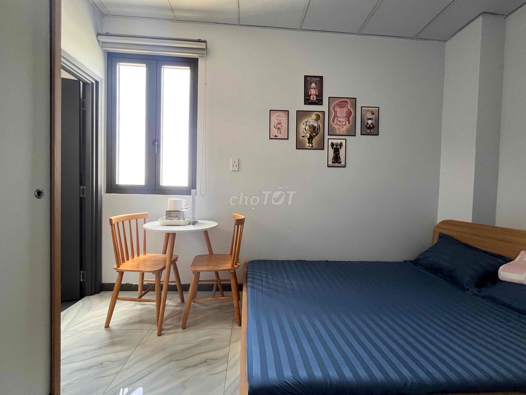 The studio is close to ueh, vhu elevators, vaults that protect enough comfort.