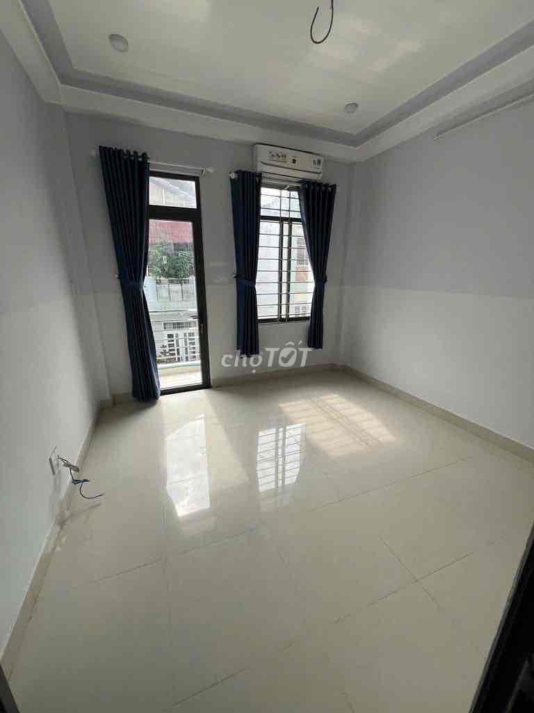 Đồng Xoài Railway Alley, Q.Tân Bình – 4 x 8 m – 14 million
