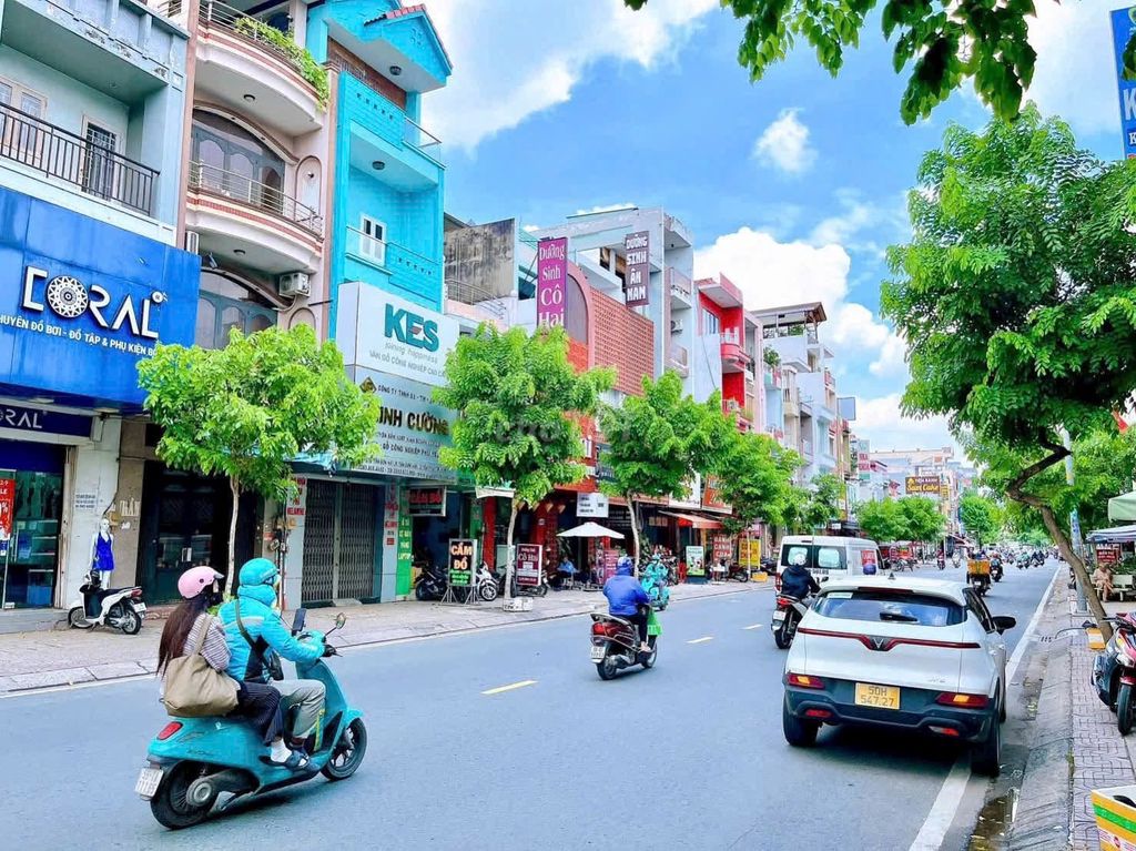 Trương Vĩnh Ký_4 x 21 m financial front