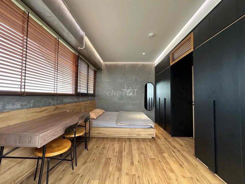In one bedroom, a full bedroom with Điện Biên Phủ Bình Thạnh balcony furniture.