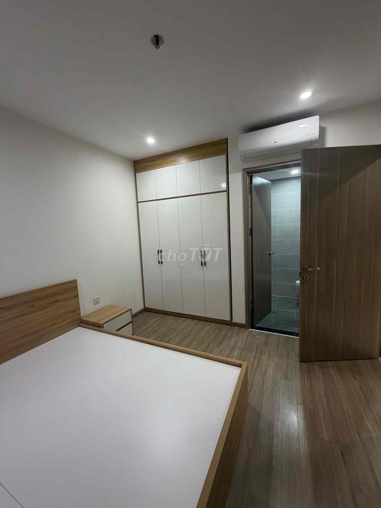 Rent a three-size Vinhomes Grand Park bedroom - suitable family, employee