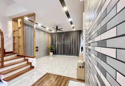 Hiền Vương Park x 5x18 m new panels, 4 bedrooms, High Court