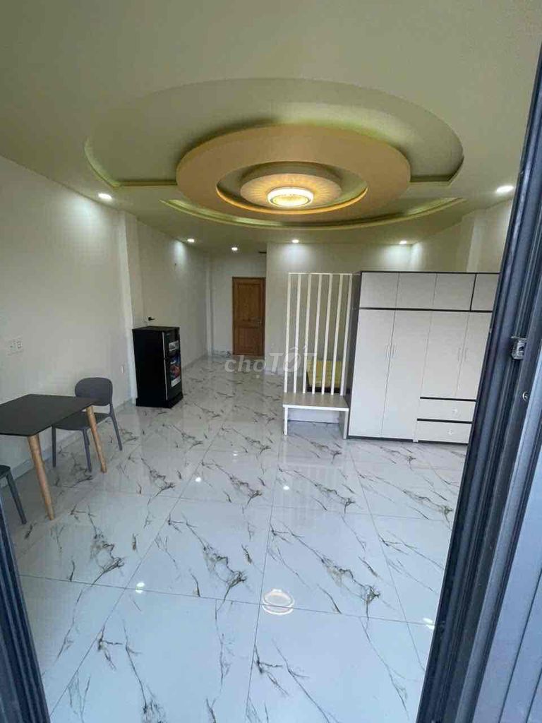 Advanced studio