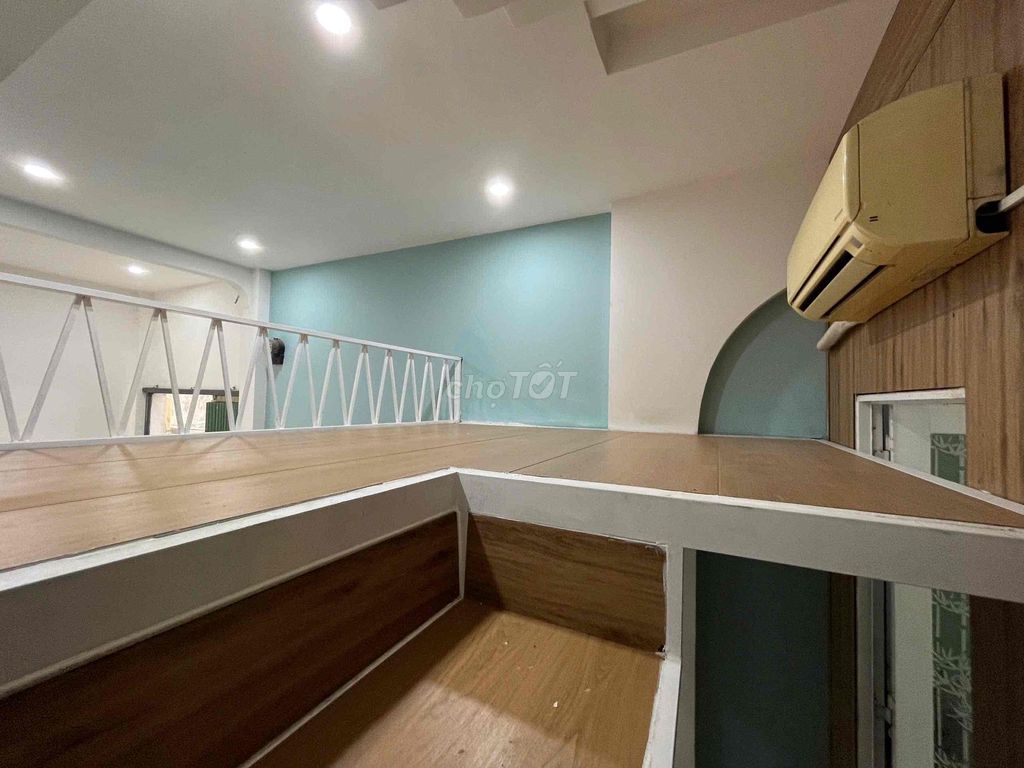 Private space - separate kitchen - completely independent passage.