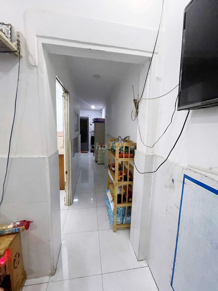 Renting a brand-new house all the way down Lê Văn Khương District 12.