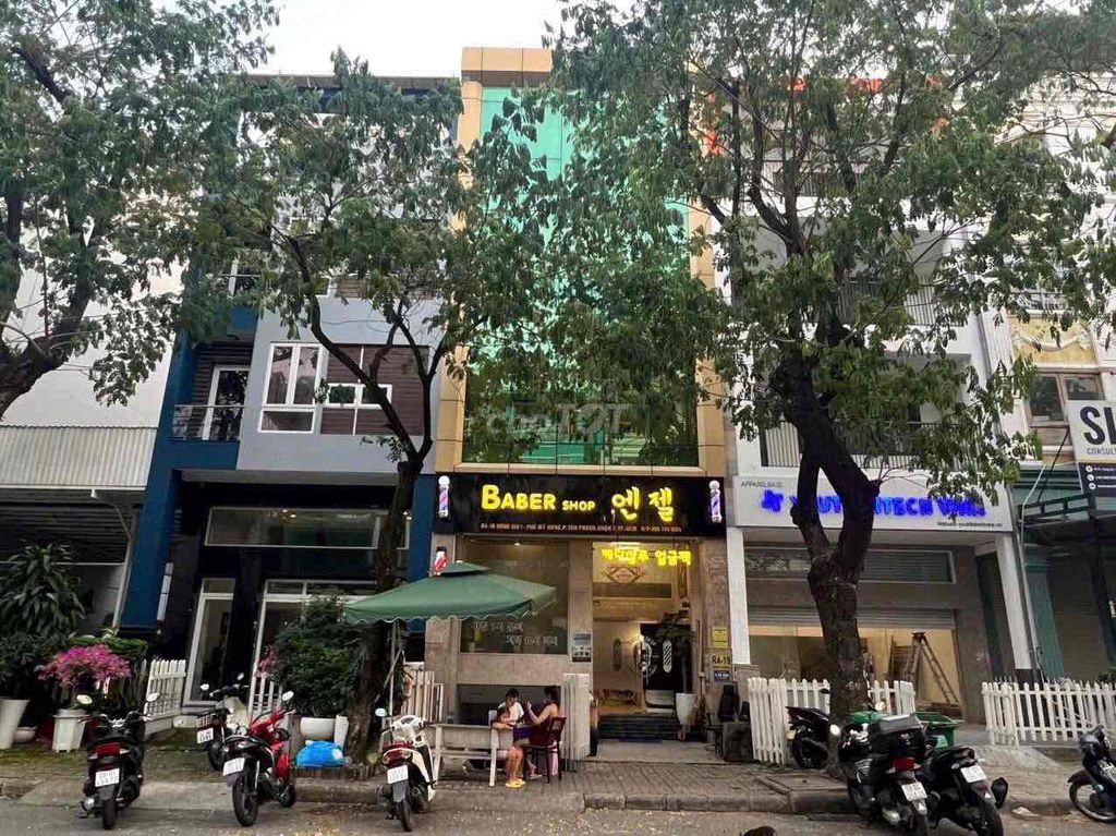 The original building in Phú Mỹ Hưng District 7