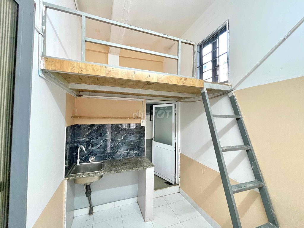 Three million and three windows, air window, Phú Nhuận.