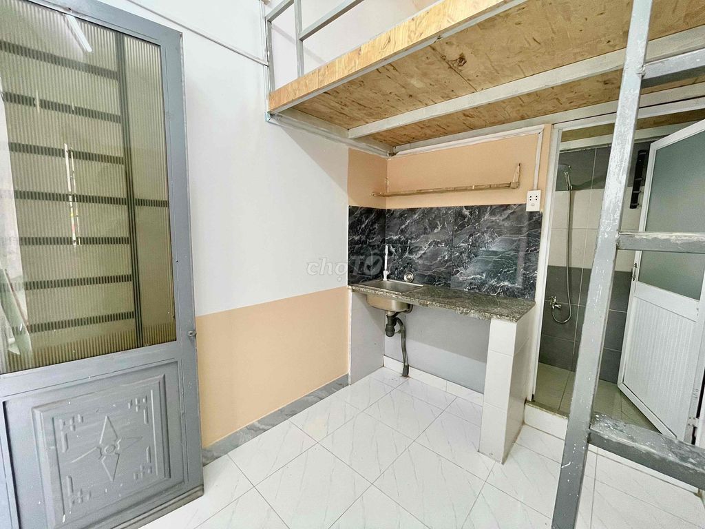 Three million and three windows, air window, Phú Nhuận.