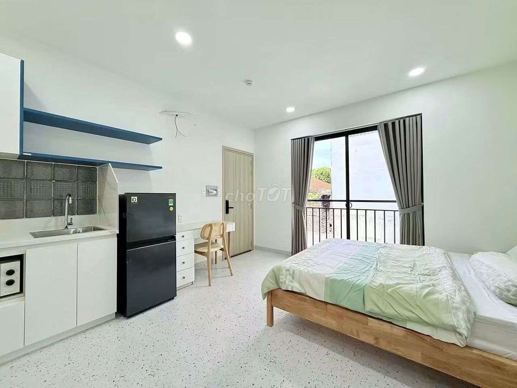 Rent a mini apartment, super open balcony, near a short bridge.