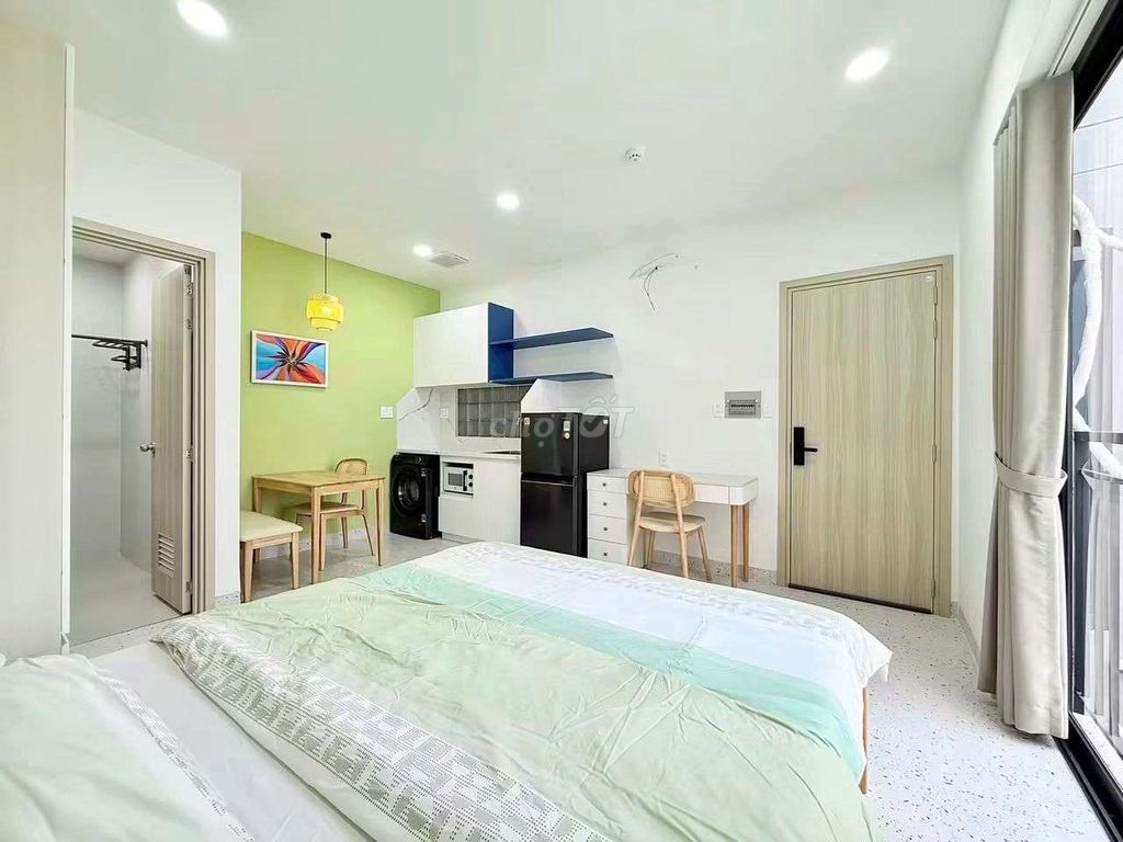 Rent a mini apartment, super open balcony, near a short bridge.