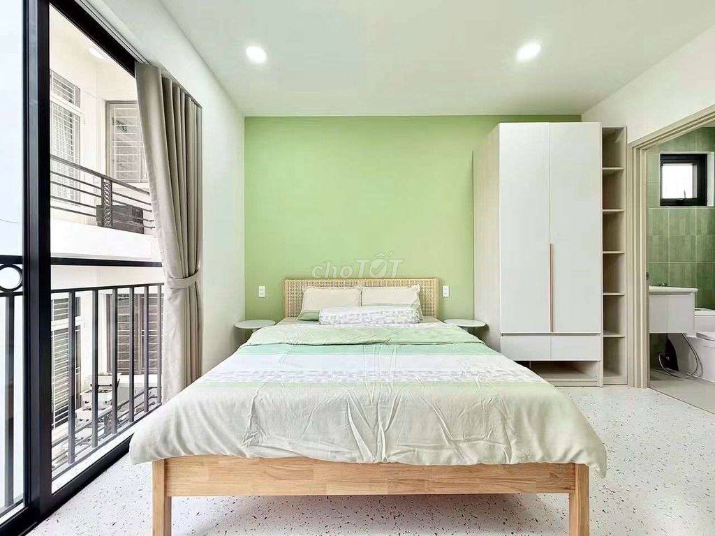 Rent a mini apartment, super open balcony, near a short bridge.