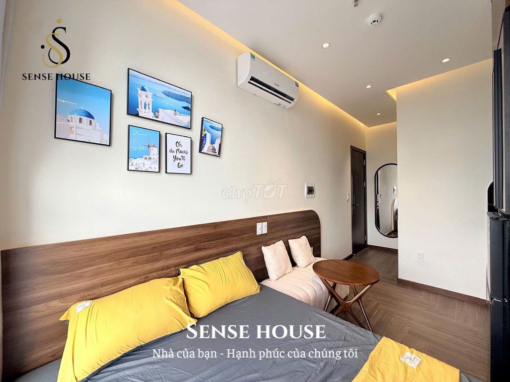 Right here in the luxury Studio Space, the Warm Wood, Phạm Văn Bạch.