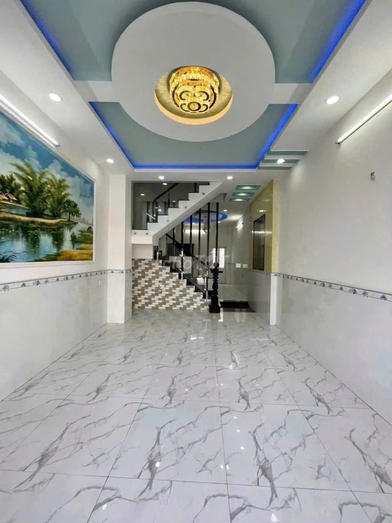 Need to rent an alley house 766/3 A Lạc Long Quân-7*9 Tân Bình