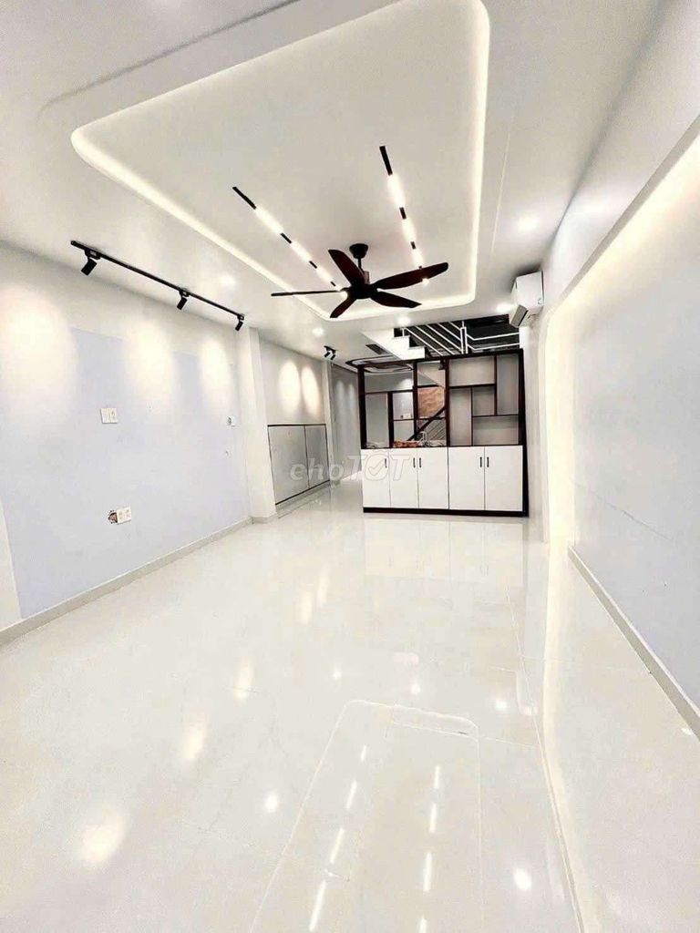 Rent a building in District 7 - area 4.5 X16 M - Dương Cát Lợi (short-Nhà Bè)