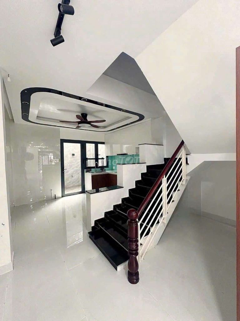 Rent a building in District 7 - area 4.5 X16 M - Dương Cát Lợi (short-Nhà Bè)